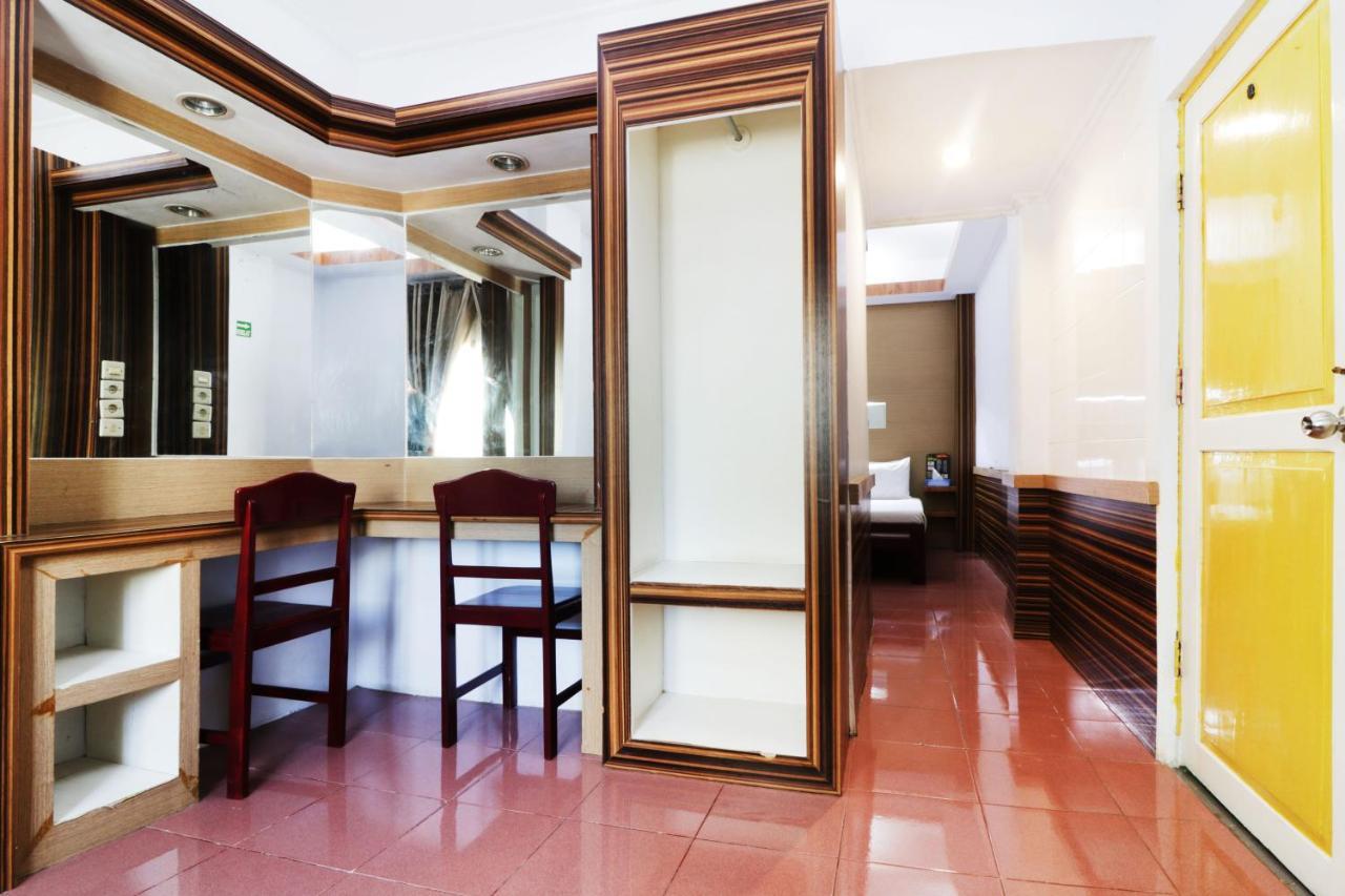 Mutiara Sari Hotel Macasar Exterior foto